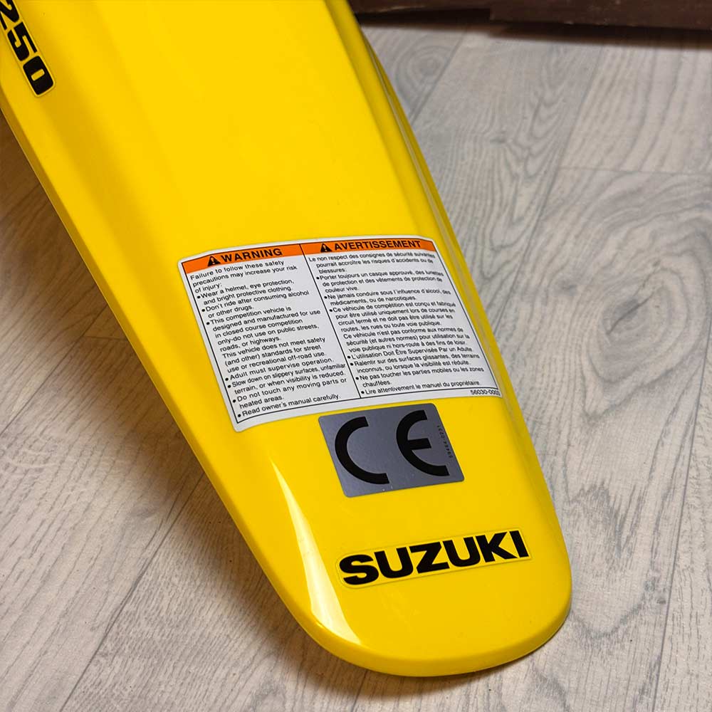 SUZUKI RM 250 2004-2006 35023-0020 OEM Originalteil Kotflügel vorne