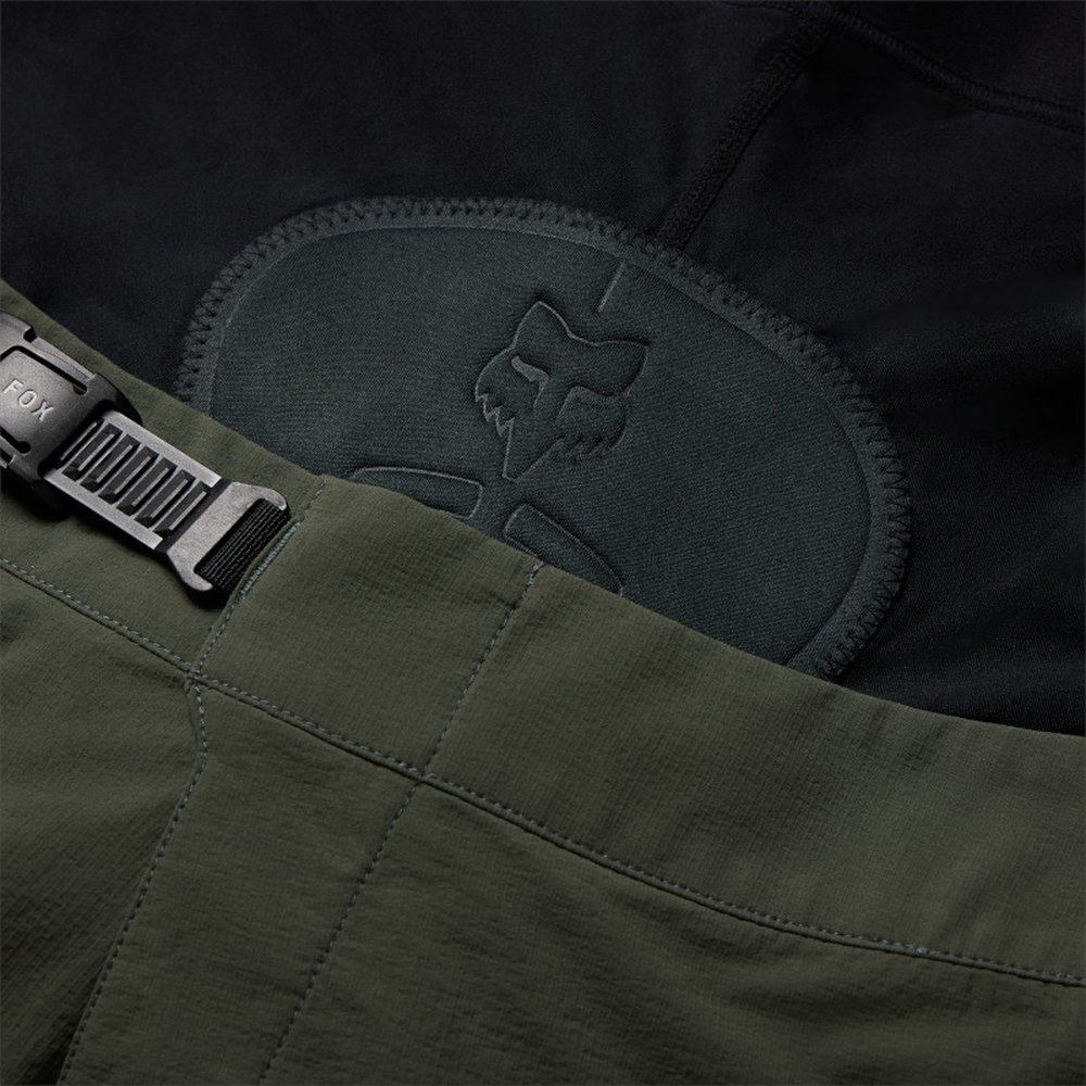 FOX RANGER SHORT W/LINER kurze MTB Hose mit Bib Ivy