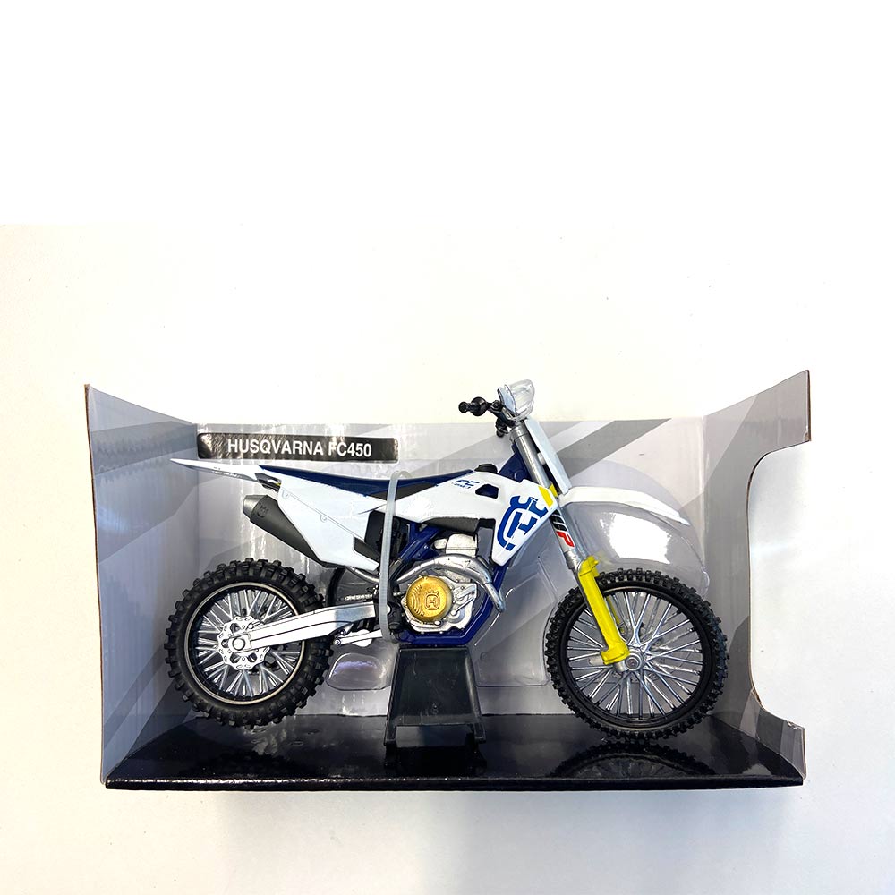 NEWRAY Husqvarna 450 FC Modell auf Sockel Maßstab 1:12